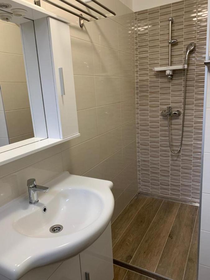 Korta Adria Apartment Drage Exterior foto
