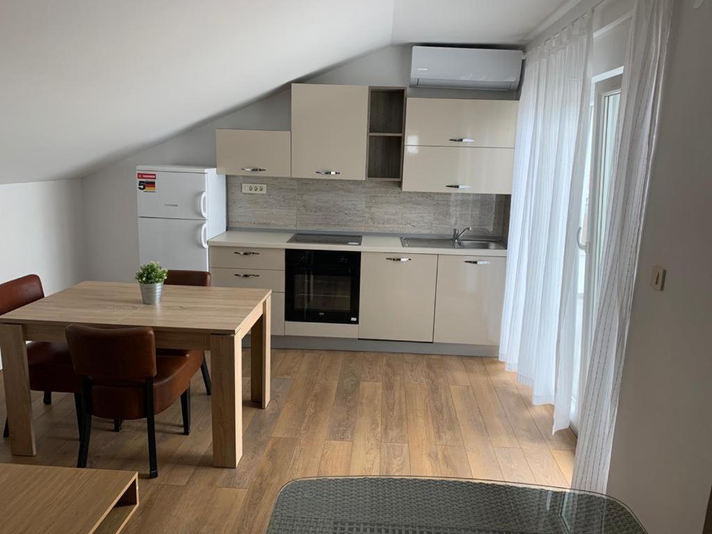 Korta Adria Apartment Drage Exterior foto